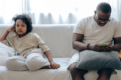 15 Signs of Childhood Emotional Neglect: Help and Heal.
